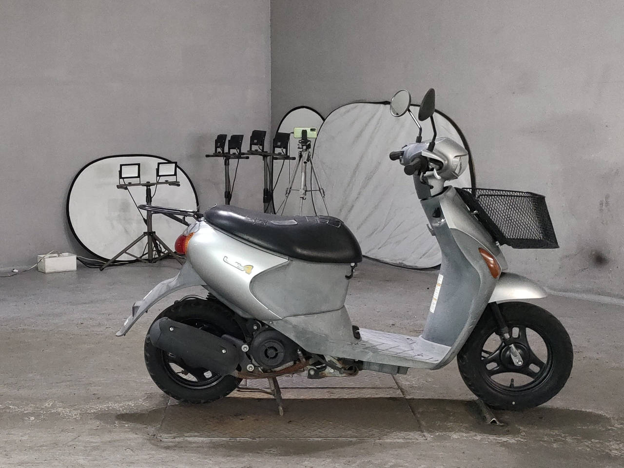 Suzuki LETS4