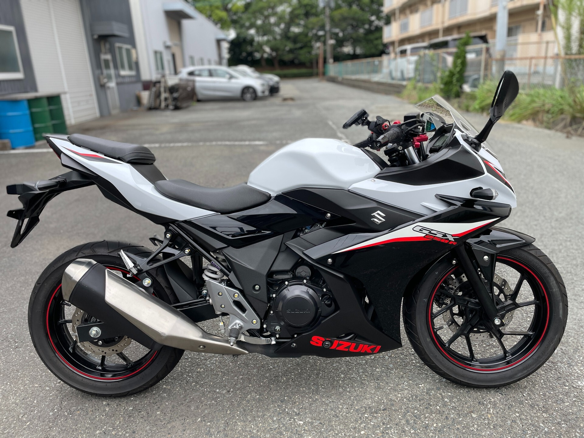 Suzuki GSX250R