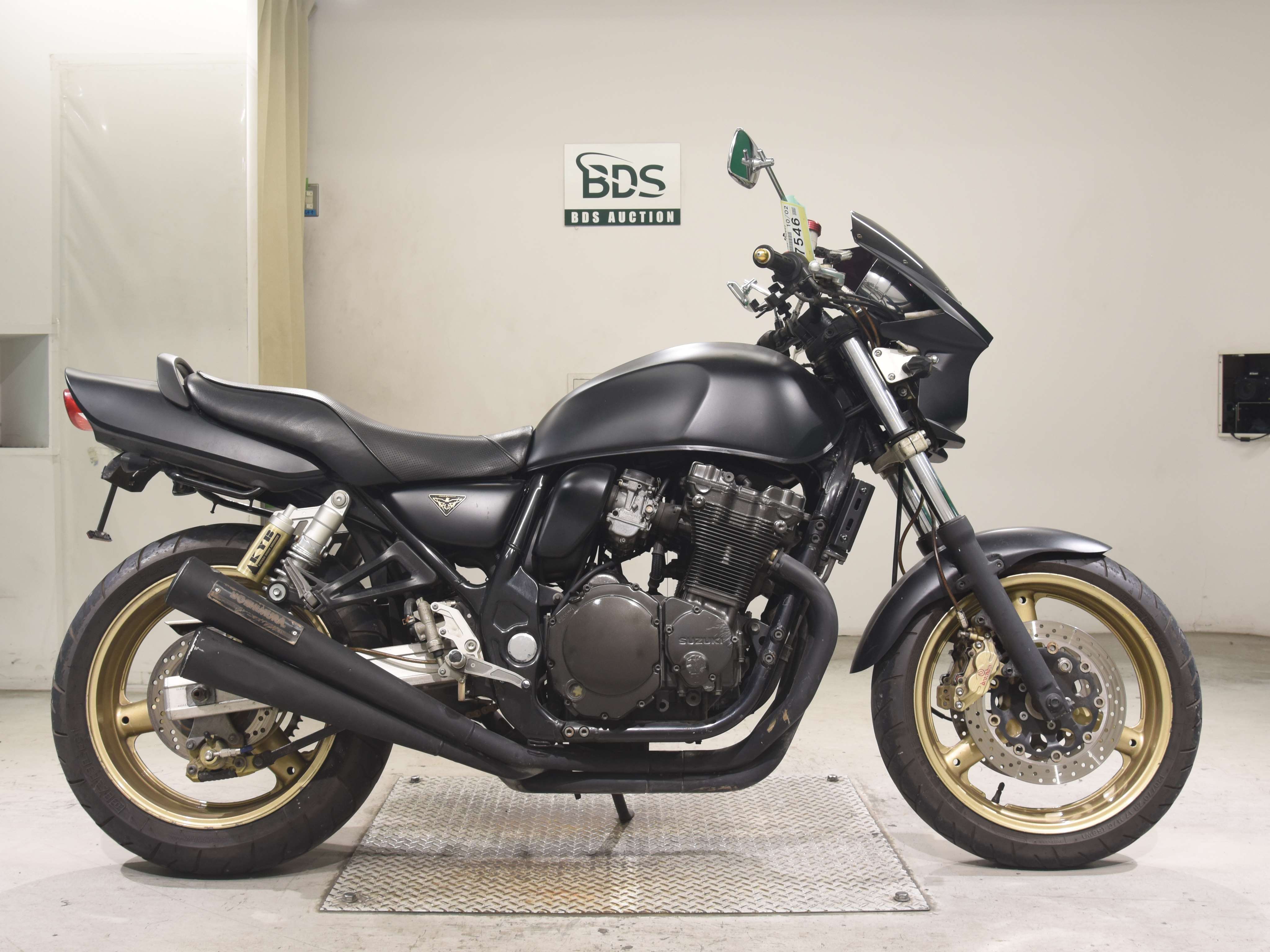 Suzuki GSX400 INAZUMA