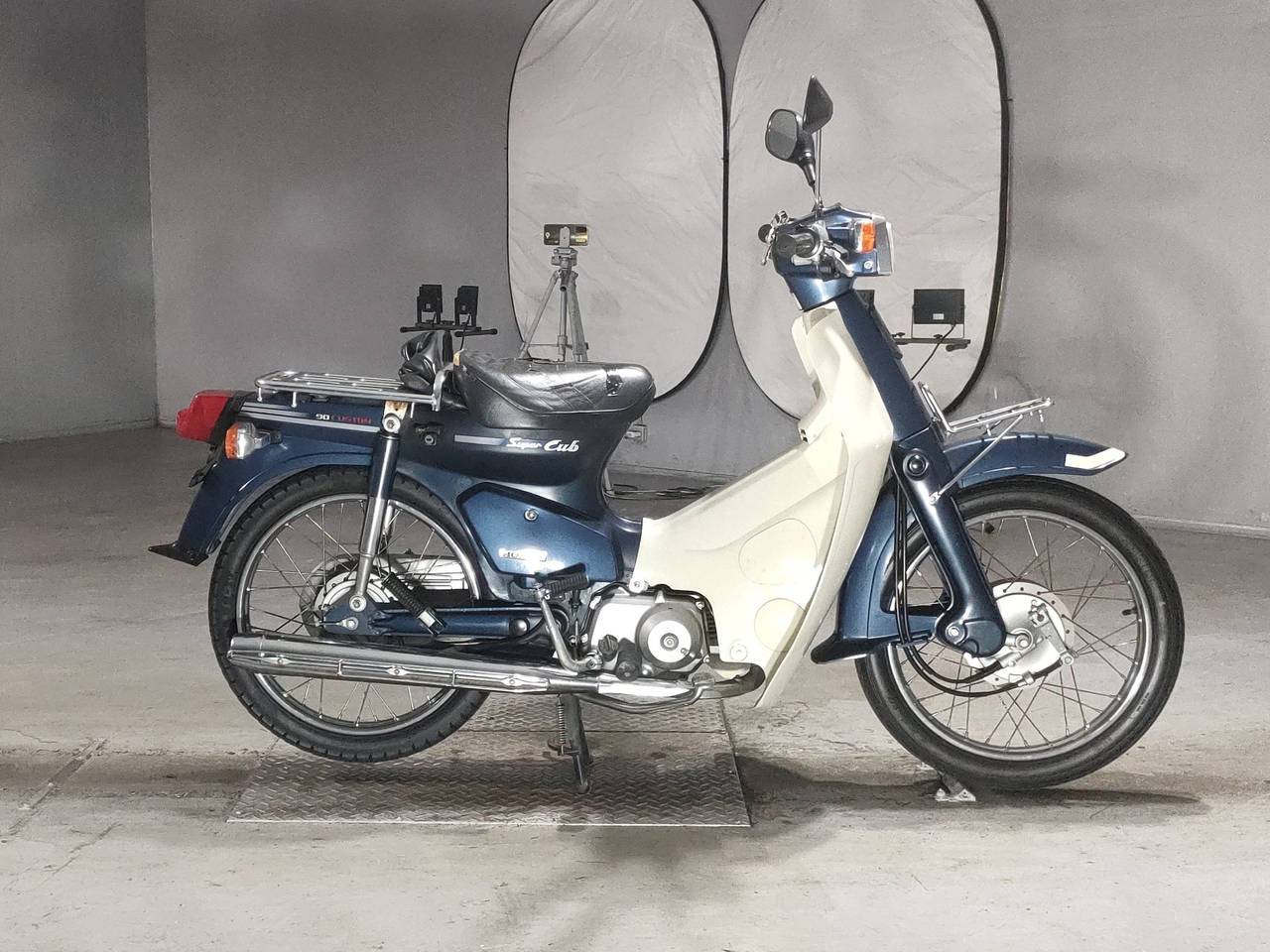 Honda SUPER CUB90