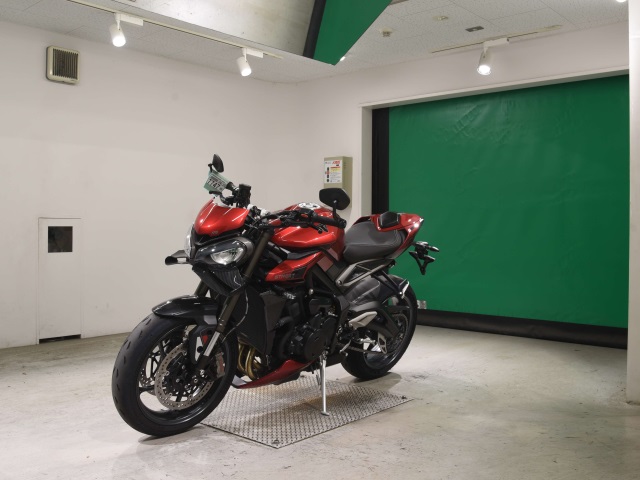 Triumph STREET TRIPLE RS — фото 4