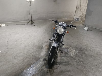 Yamaha SR400 — фото 3