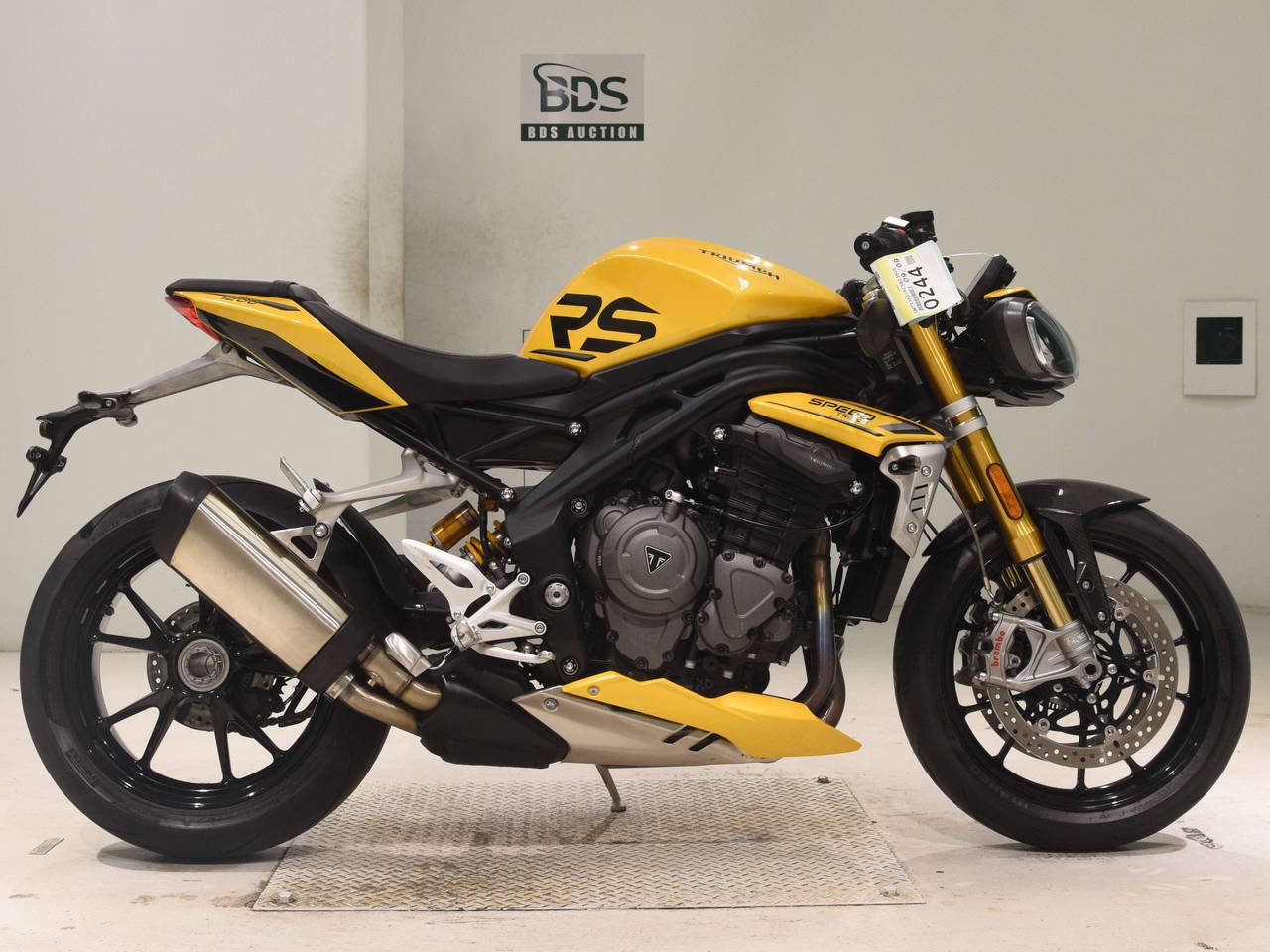 Triumph SPEED TRIPLE, right