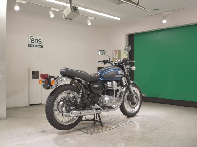 Kawasaki W800 — фото 5