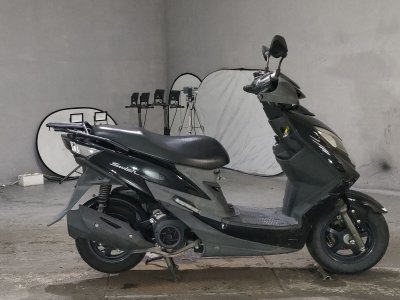 Suzuki SWISH125