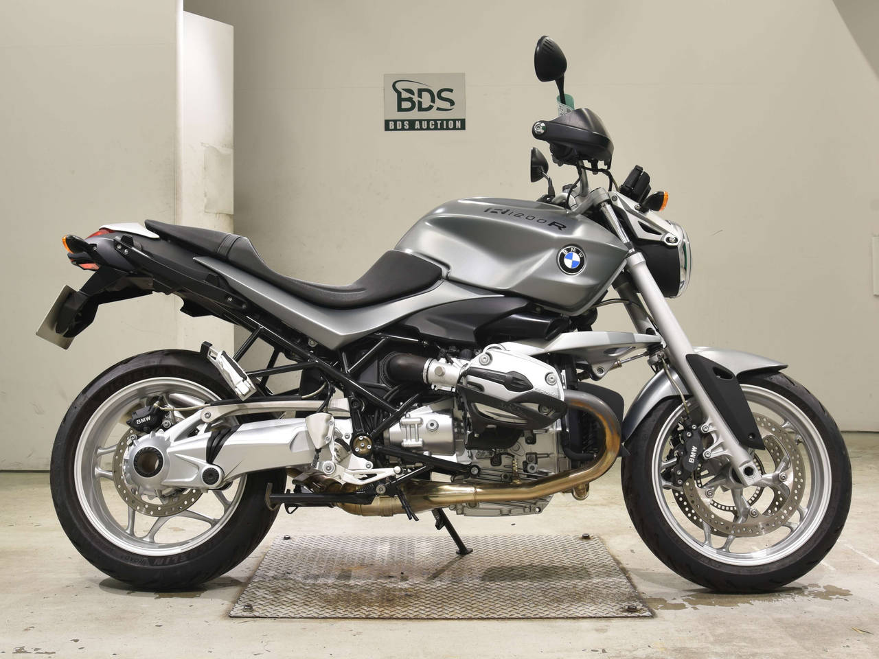 BMW R1200R