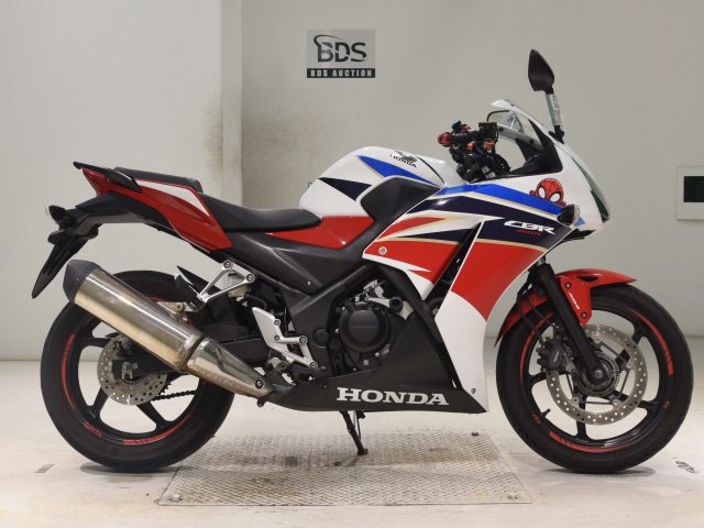 Honda CBR250RA