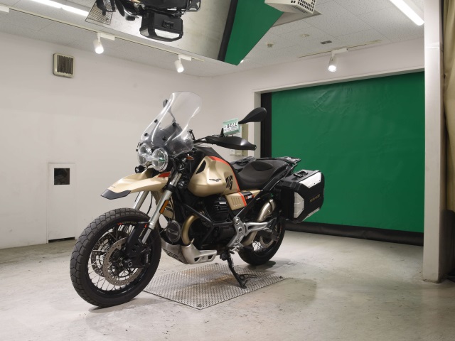 Moto Guzzi V85 TT TRAVEL — фото 4