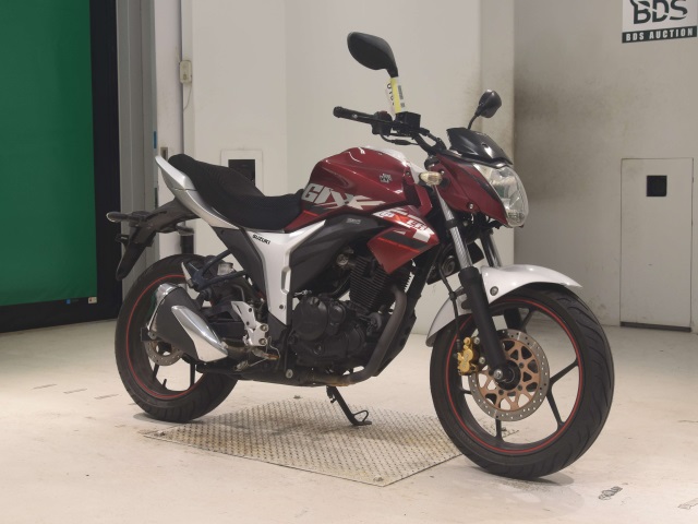 Suzuki GIXXER 150 — фото 3