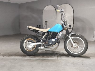 Yamaha TW225