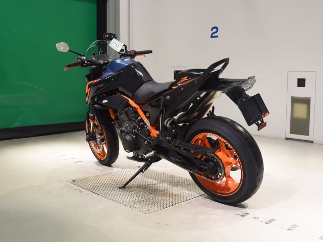 KTM 890 DUKE R — фото 6