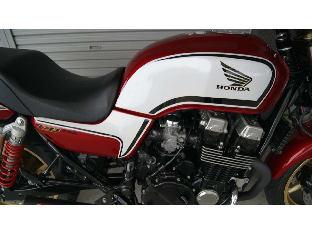 HONDA CB750RC42 フロントカウル レッド/ホワイト ホンダ CB750 RC42 空冷4サイクル4気筒エンジン ビキニ