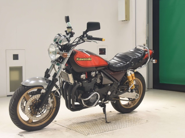 Kawasaki ZEPHYR400 — фото 4