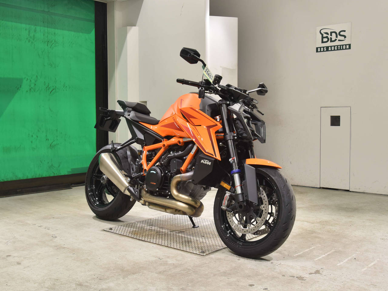 2560] KTM 1290 SUPERDUKE R - VBKV39403RM990013