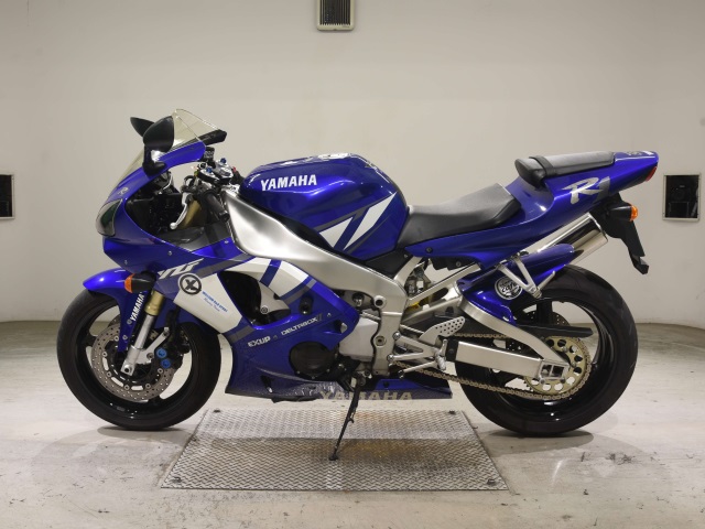 Yamaha YZF-R1 — фото 2