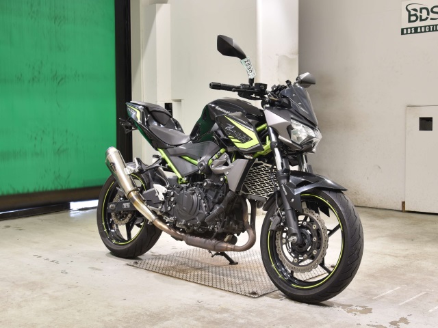 Kawasaki Z400 — фото 3