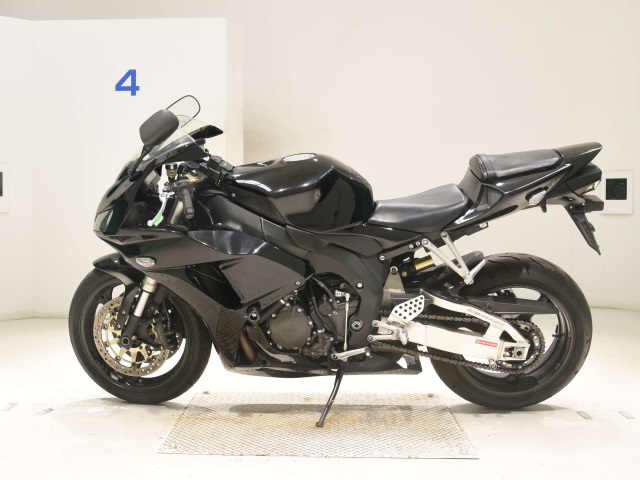 Honda CBR1000RR — фото 2