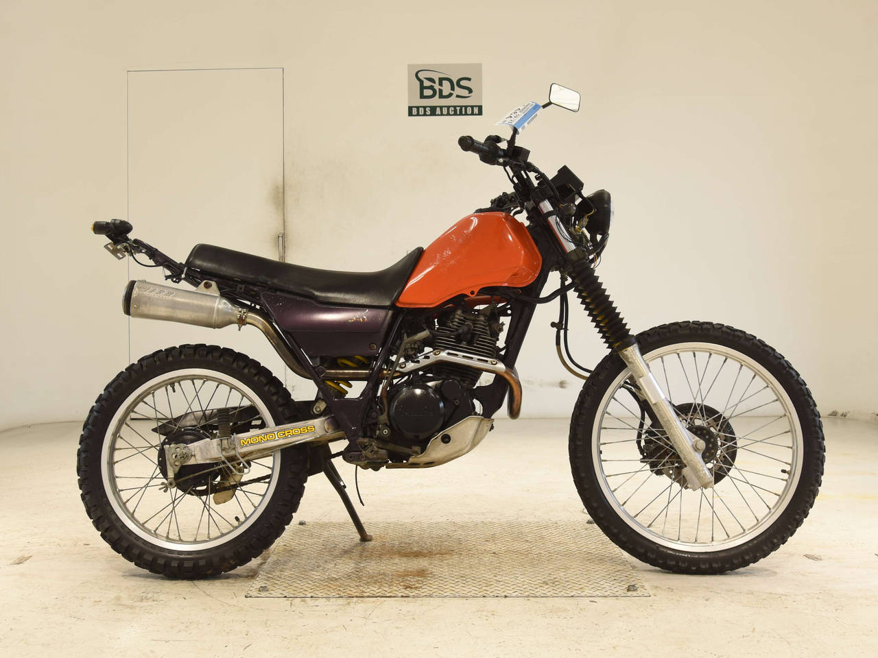 Yamaha SEROW XT225