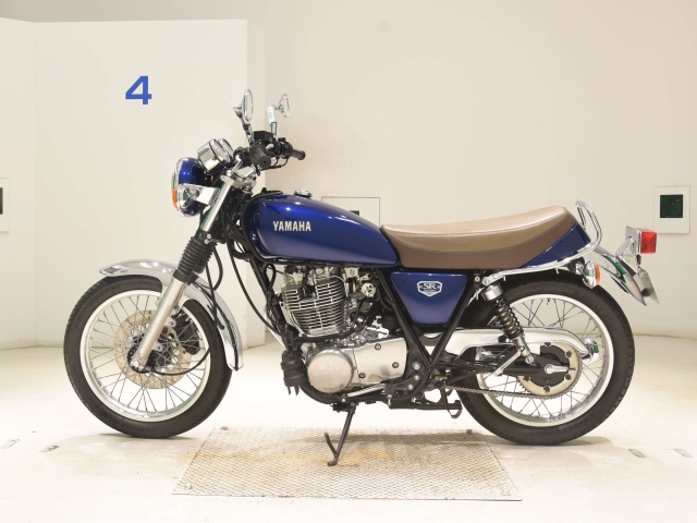 Yamaha SR400 — фото 2
