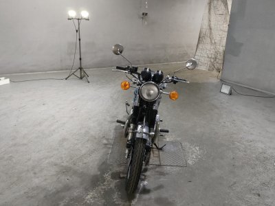 Kawasaki W3 — фото 3