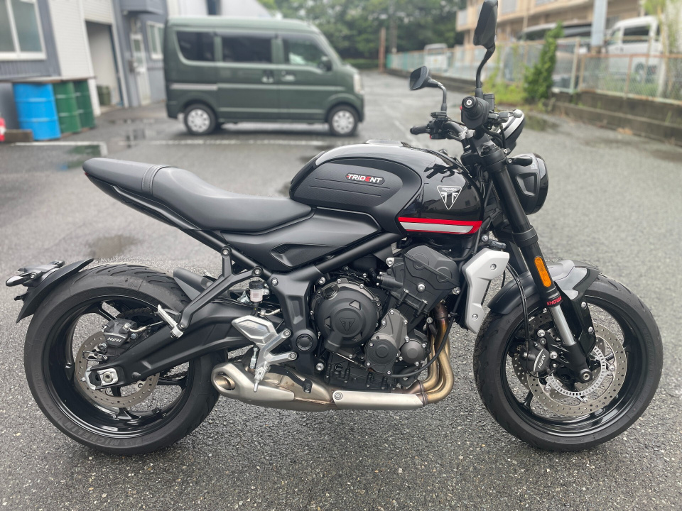 Triumph TRIDENT660
