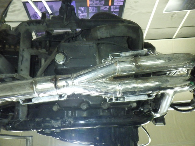 Suzuki GSX400 IMPULSE — фото 7