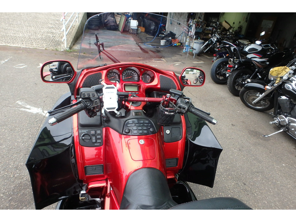 Honda GL1800 TRIKE — фото 10