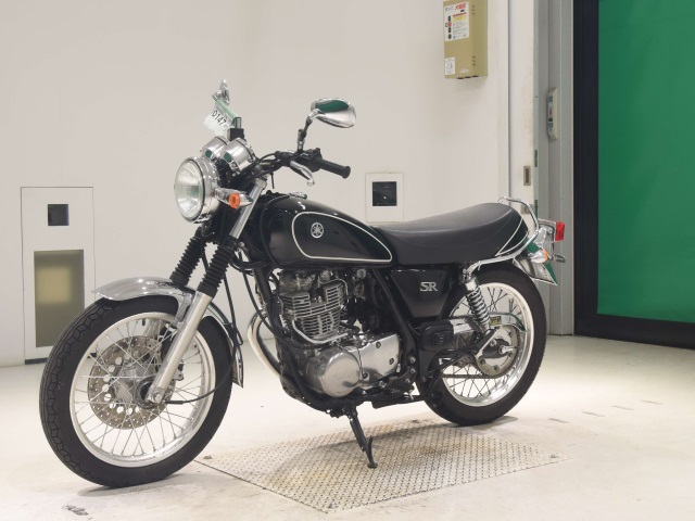 Yamaha SR400 — фото 4