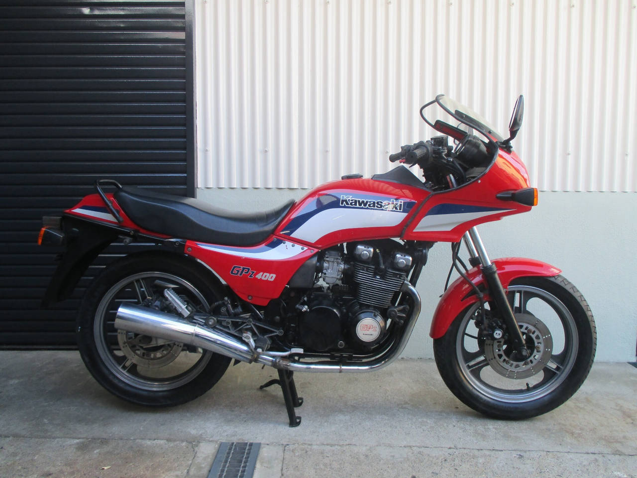 Kawasaki GPZ400F