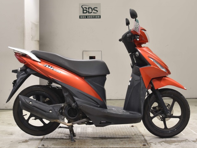 Suzuki ADDRESS V110