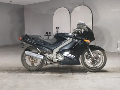 Kawasaki ZZ-R250