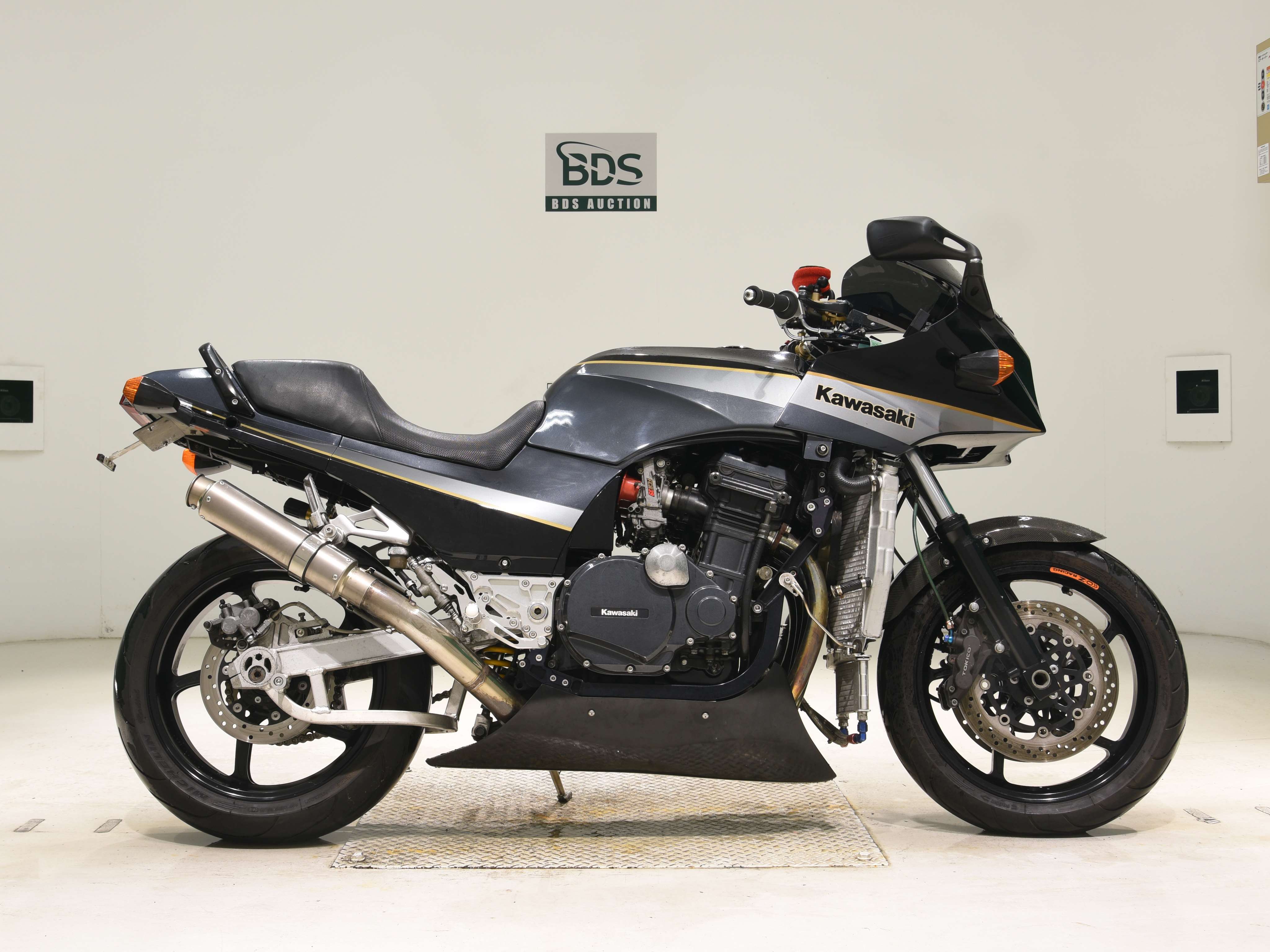 Kawasaki GPZ750R