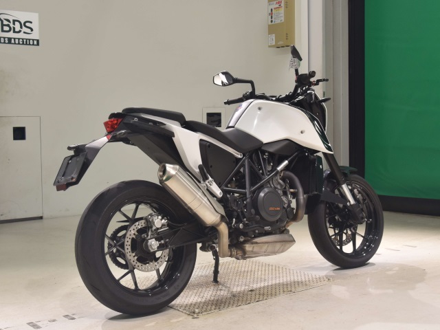 KTM 690 DUKE — фото 5