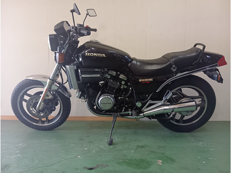 Honda VF750S SABER