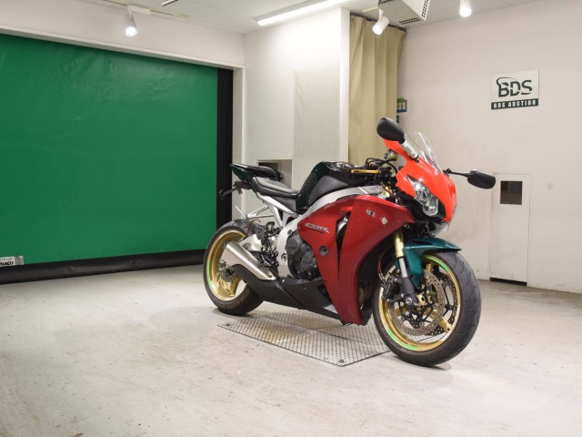 Honda CBR1000RR — фото 3