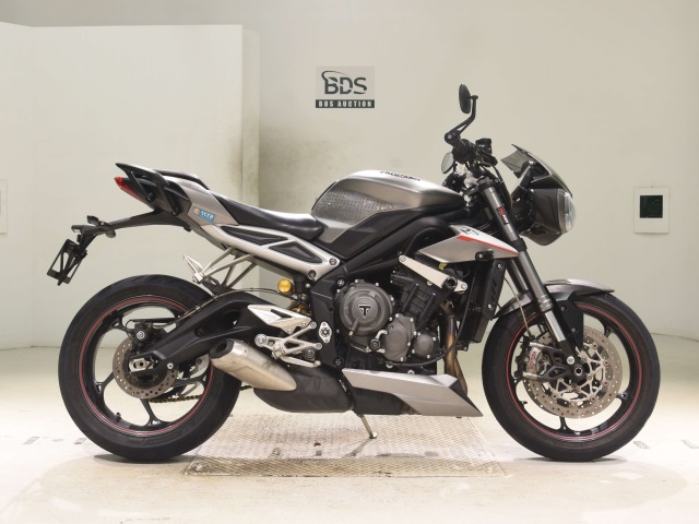 Triumph STREET TRIPLE RS