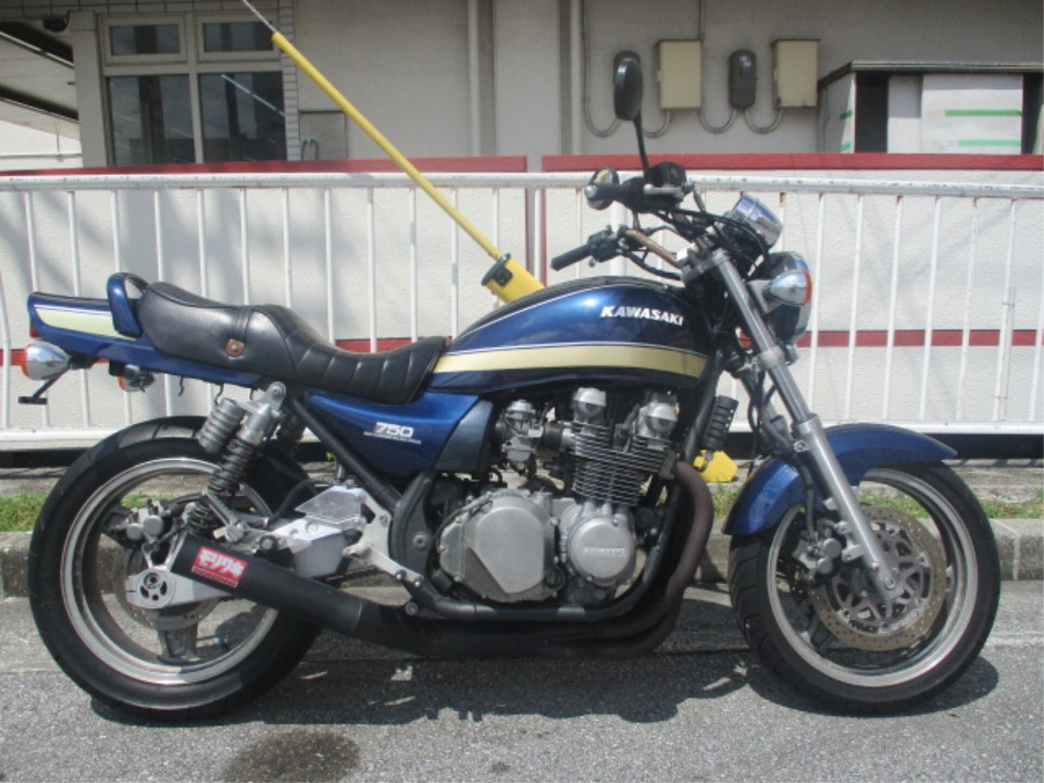 Kawasaki ZEPHYR750
