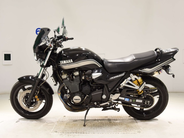 Yamaha XJR1300 — фото 2