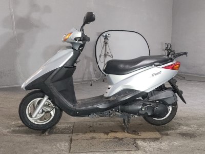 Yamaha AXIS TREAT — фото 2