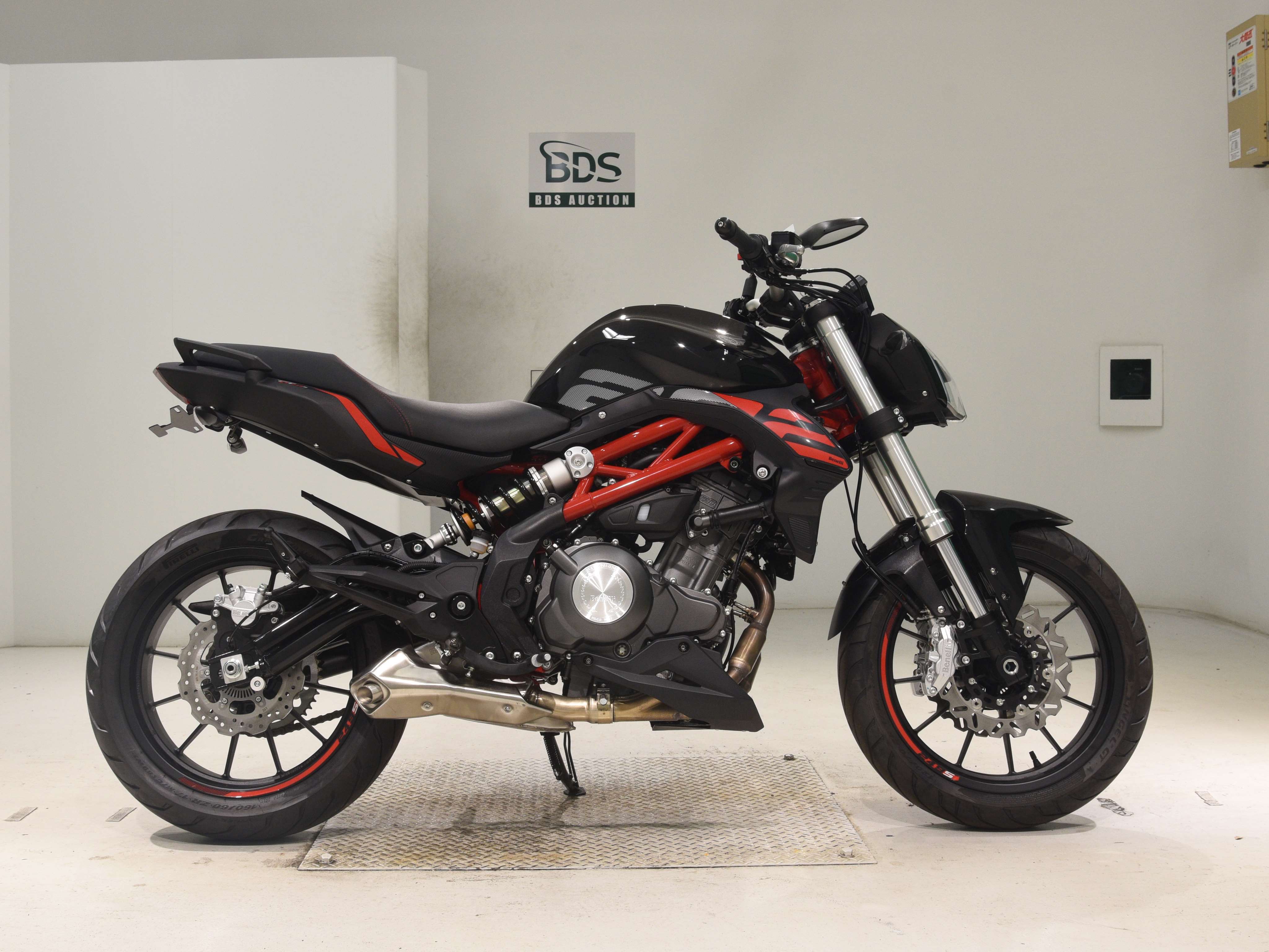 Benelli TNT249S
