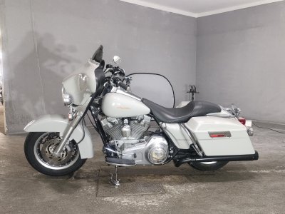 HD ELECTRA GLIDE FLHTC1580 — фото 2