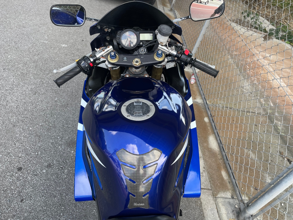 Suzuki GSX-R600 — фото 9