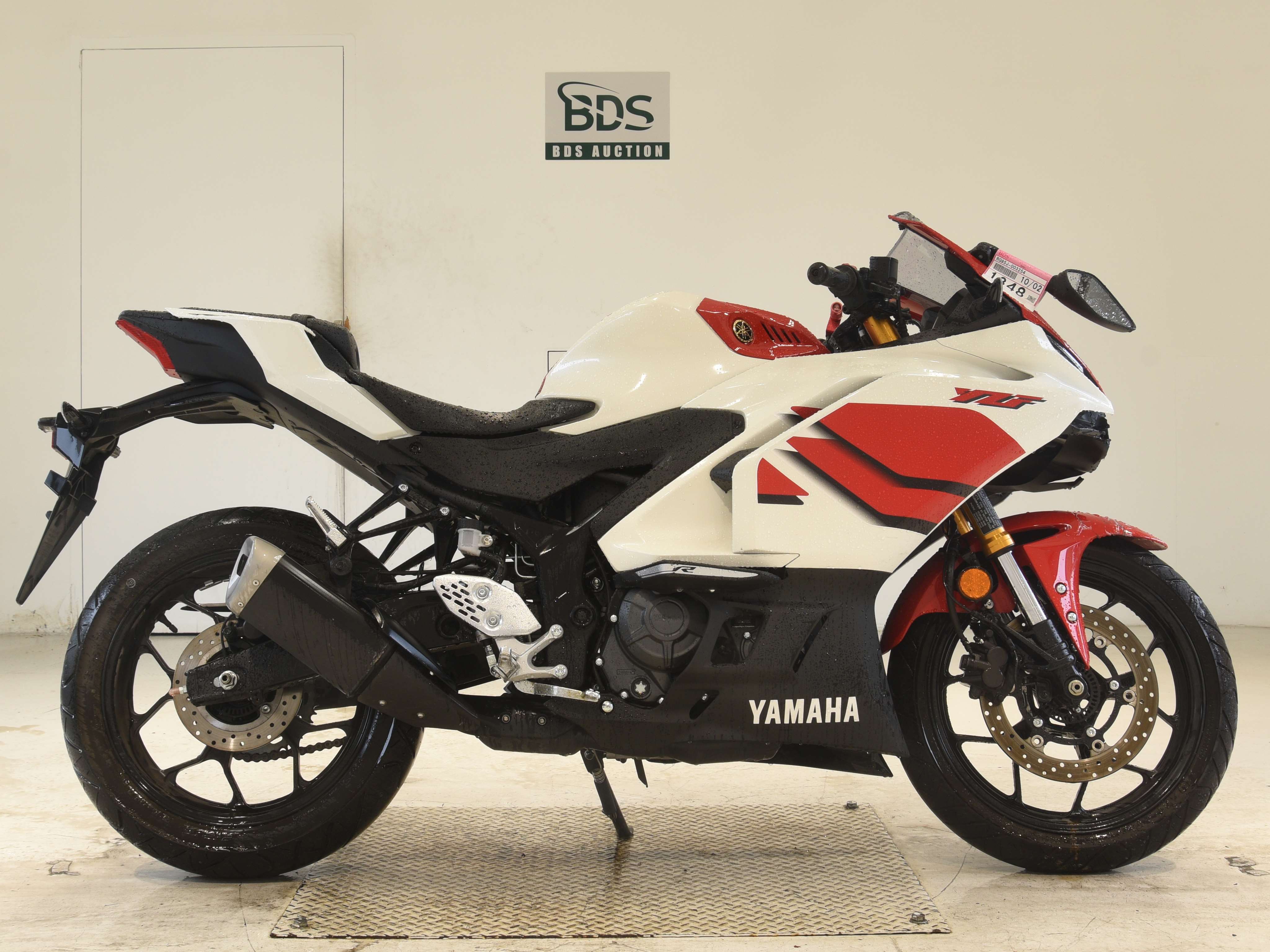 Yamaha YZF-R25A
