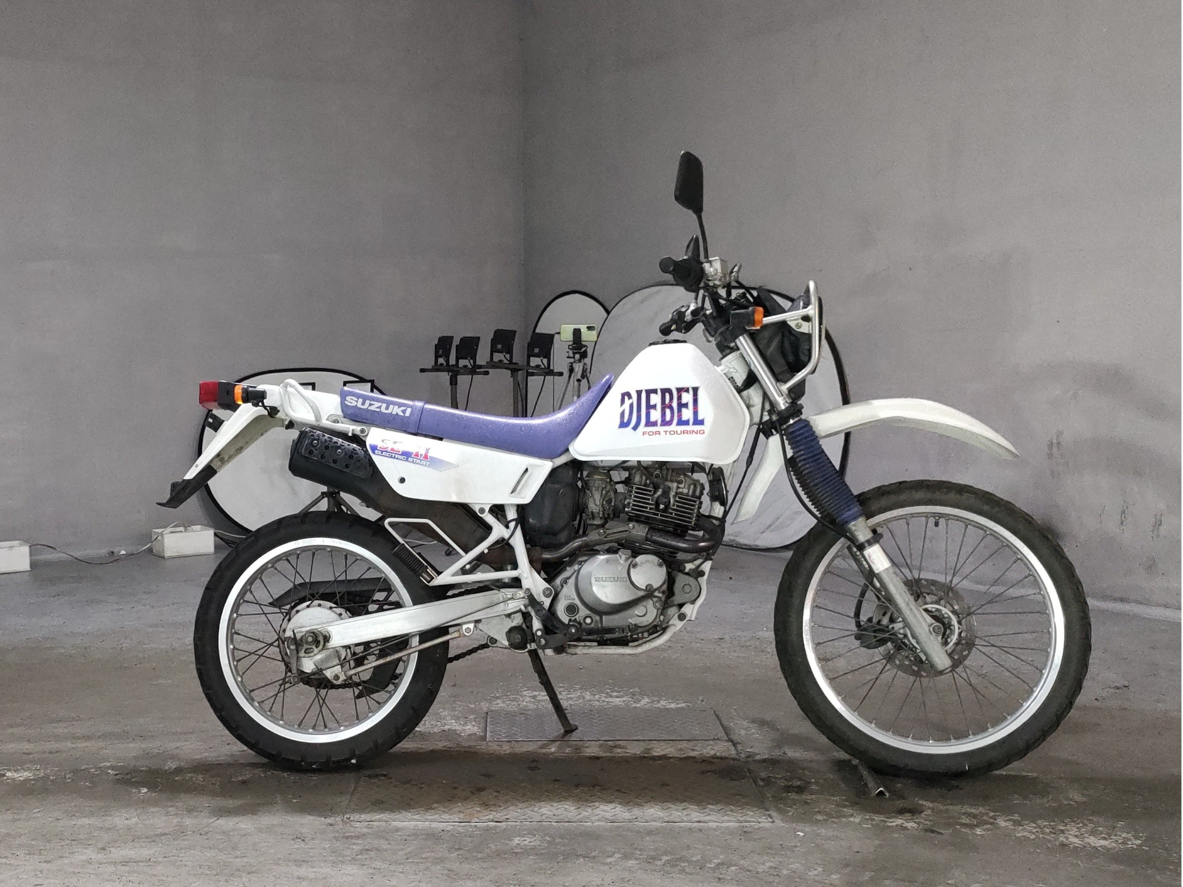 Suzuki DJEBEL200