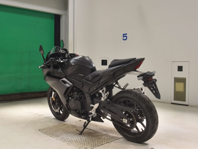 Honda CBR400R-3 — фото 6