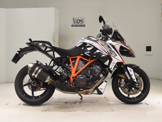 KTM 1290 SUPERDUKE GT