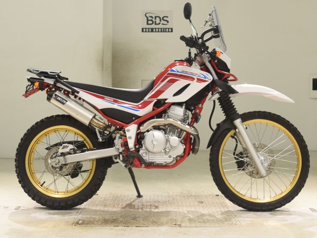 Yamaha SEROW XT250