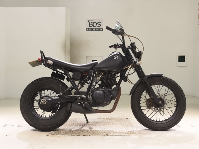 Yamaha TW225