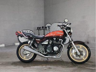 Kawasaki ZEFAR 400