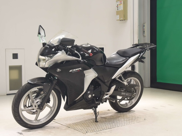 Honda CBR250RA — фото 4
